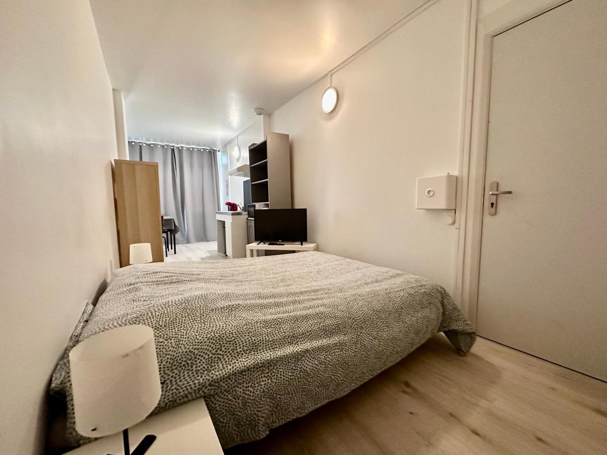 001 T2 Immeuble Perseverance Apartment *